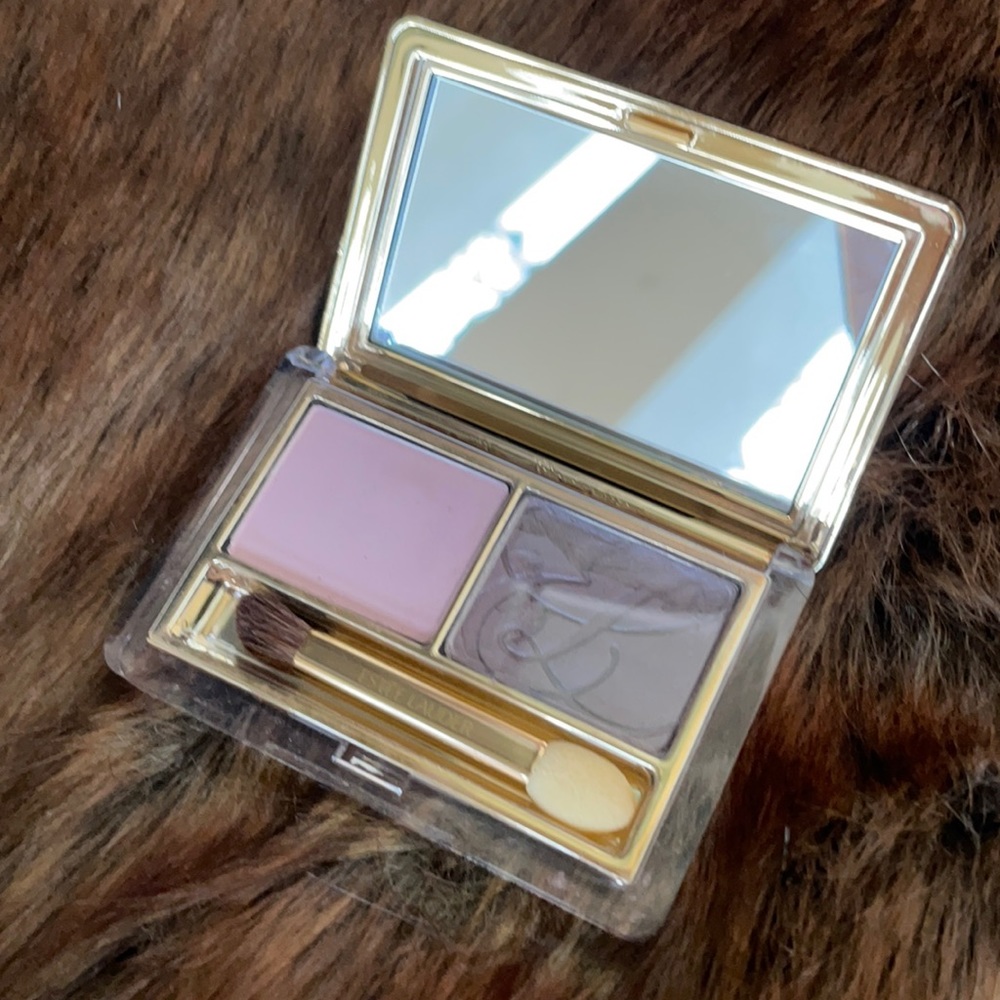 Estee Lauder eyeshadow duo